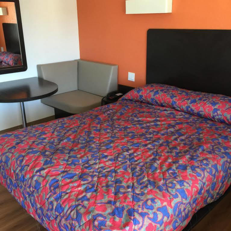 Motel 6 Бейкерсфилд Экстерьер фото