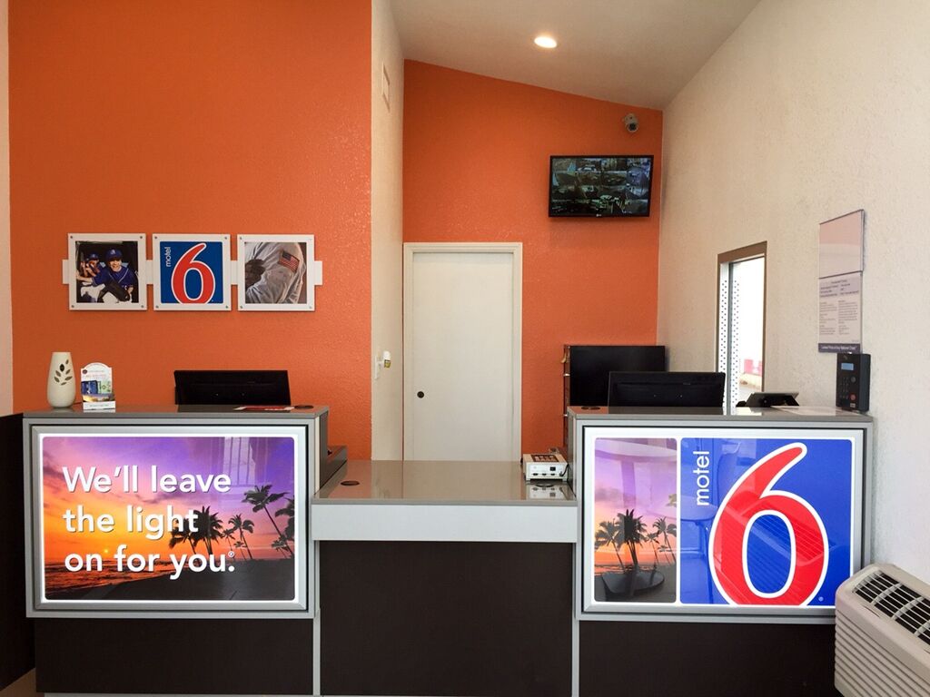 Motel 6 Бейкерсфилд Интерьер фото
